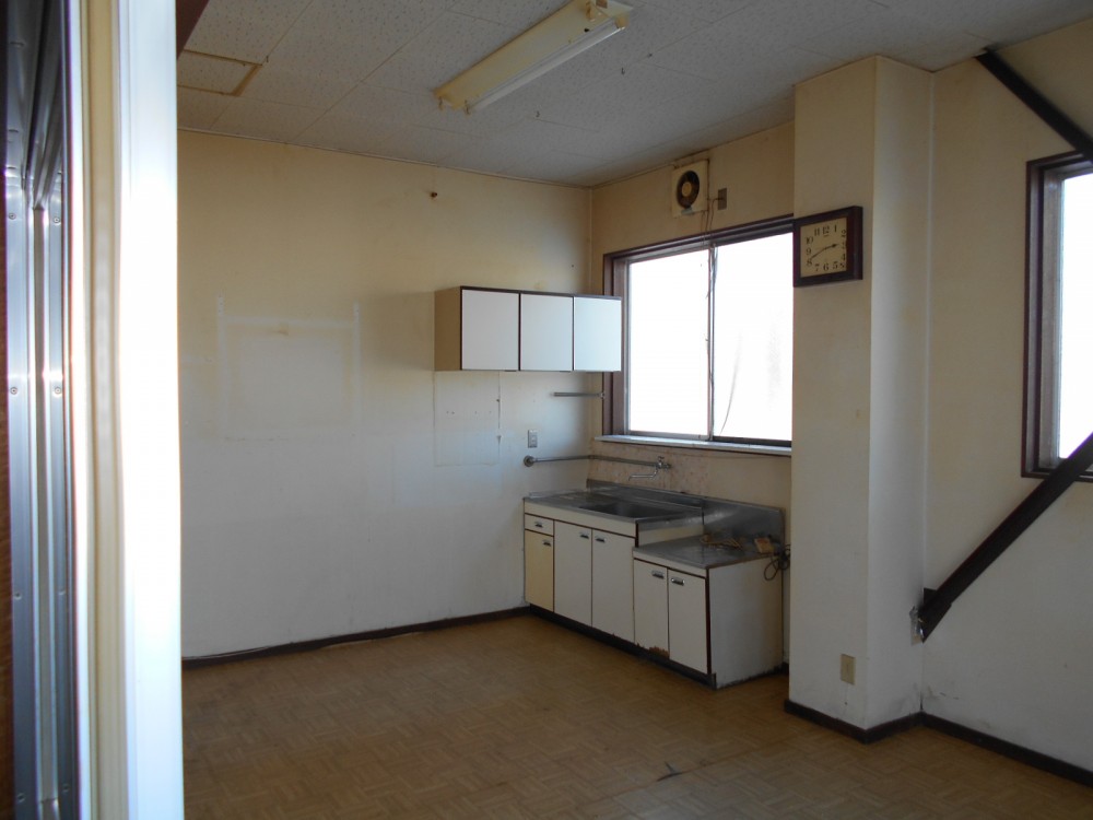 浦幌町倉庫兼事務所 内観