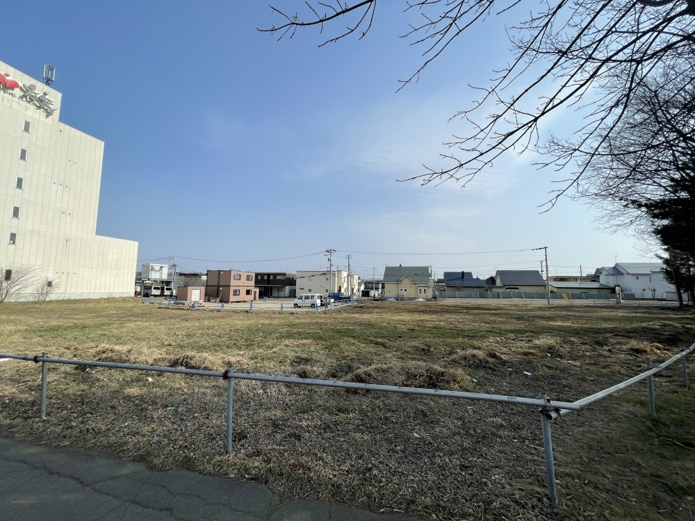 西２２条南３（白樺通沿い）売土地