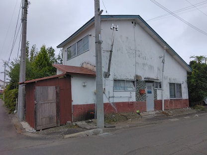 幕別町宝町　2階建て中古住宅 外観