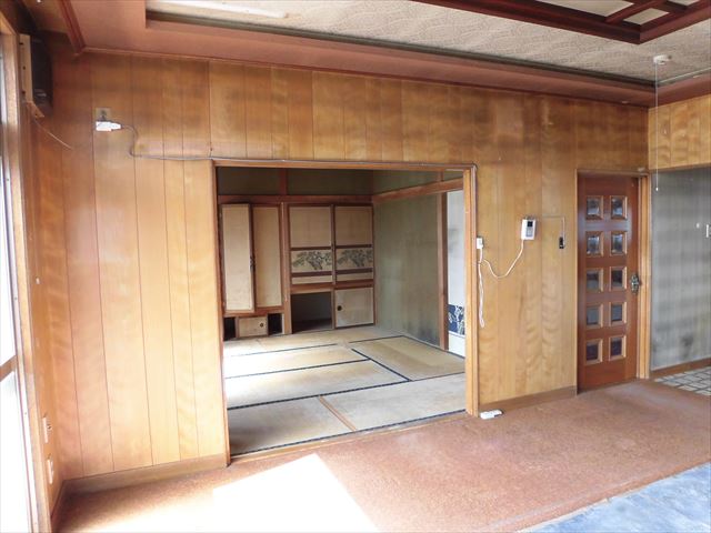 釧路市興津4丁目【売土地（上物付、現状渡）：69.16坪】 内観