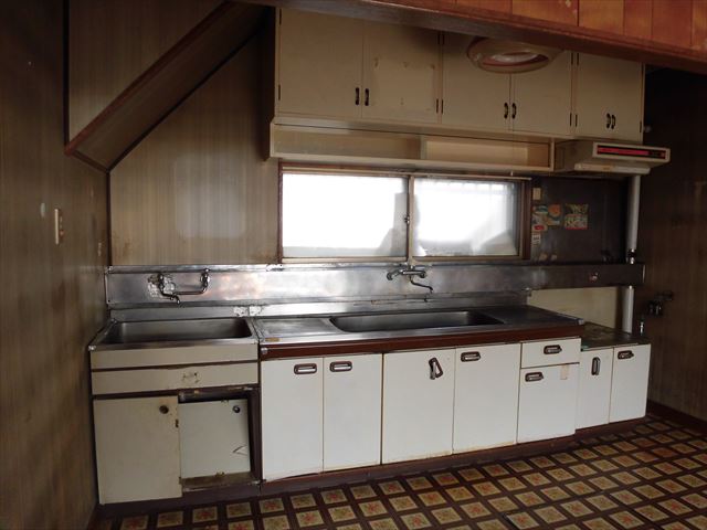 釧路市興津4丁目【売土地（上物付、現状渡）：69.16坪】 内観