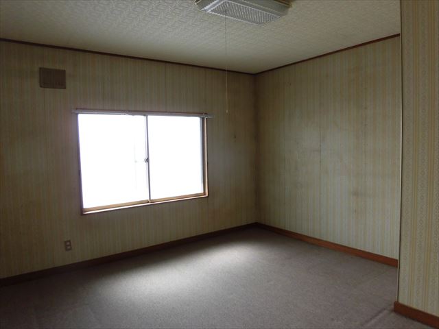 釧路市興津4丁目【売土地（上物付、現状渡）：69.16坪】 内観