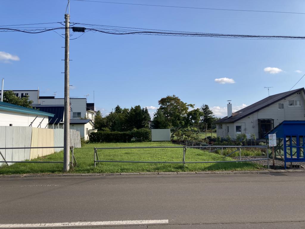 屈足幸町１丁目【子育て世代に嬉しい立地】