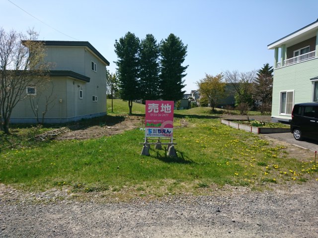 西１６条北１丁目【公園が目の前！】