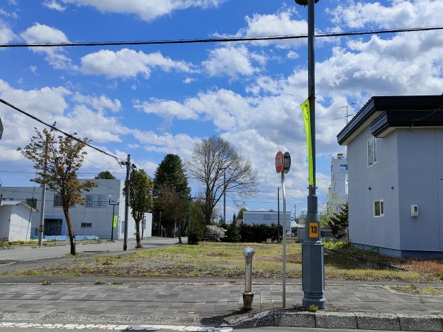 御影本通３丁目【開放感のある三方角地！】 内観