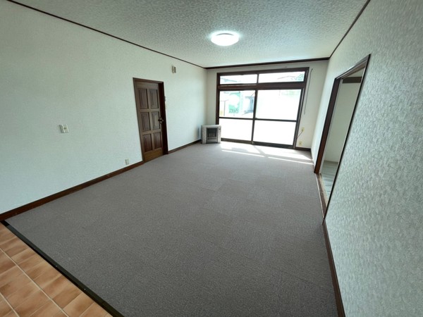 池田町旭町　中古戸建 内観