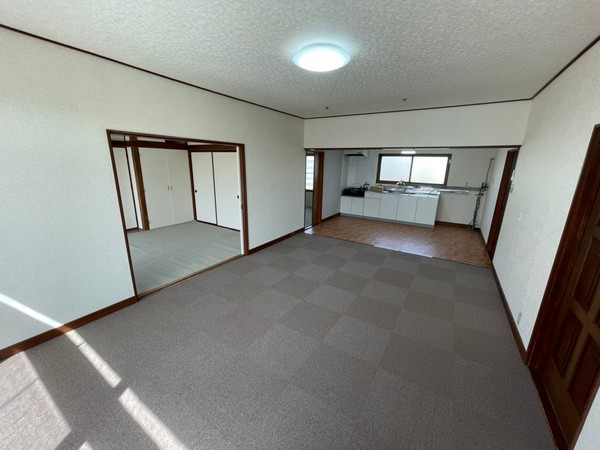 池田町旭町　中古戸建 内観