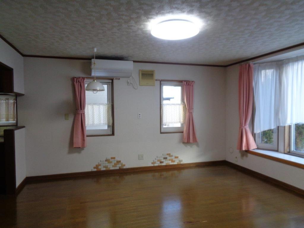 売家　札内北町28番地19 内観