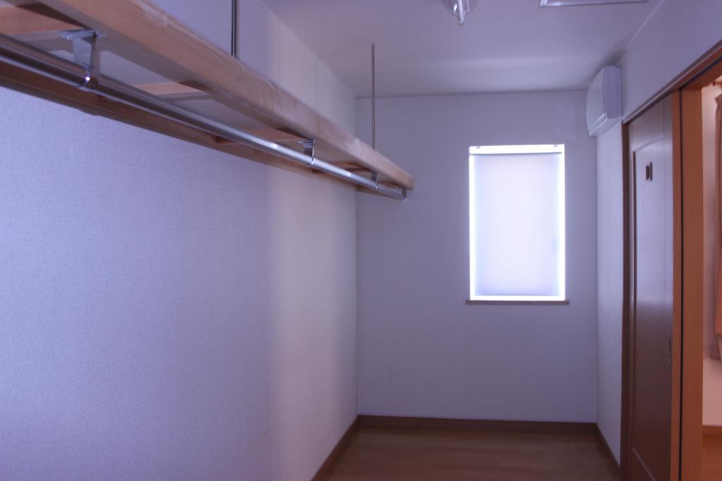 ＜価格改定＞西21条南3丁目売家 内観