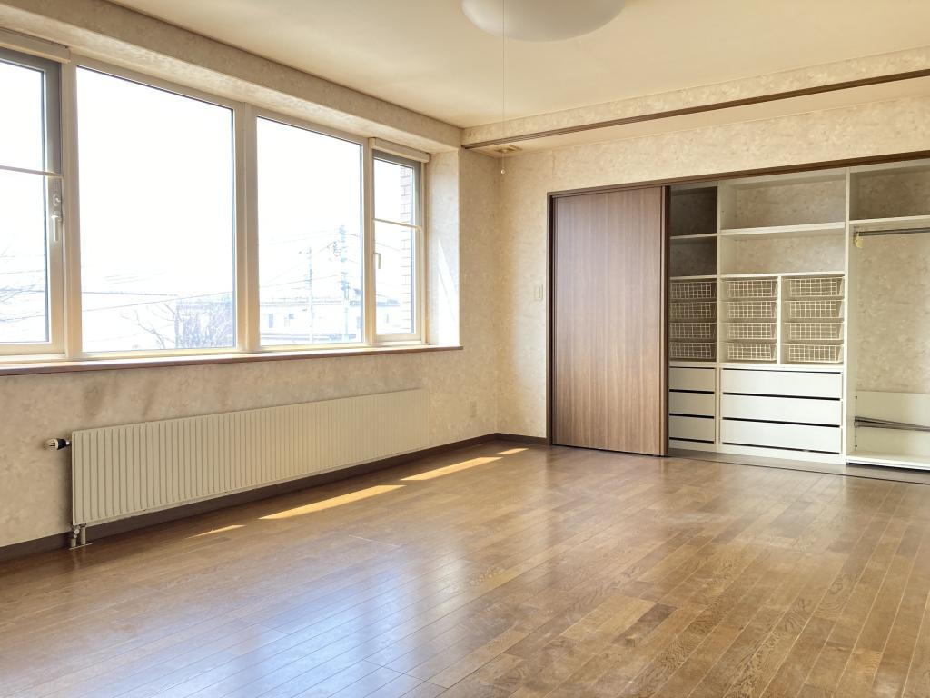 南の森戸建 内観