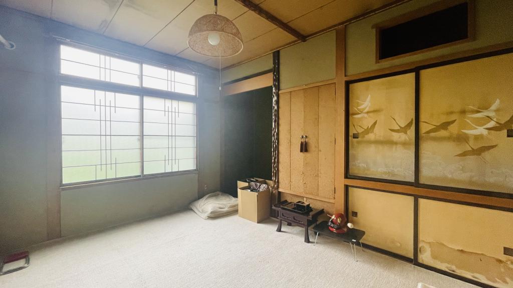 ※価格改定※　2台分カーポート付！緑陽台仲区　中古住宅 内観