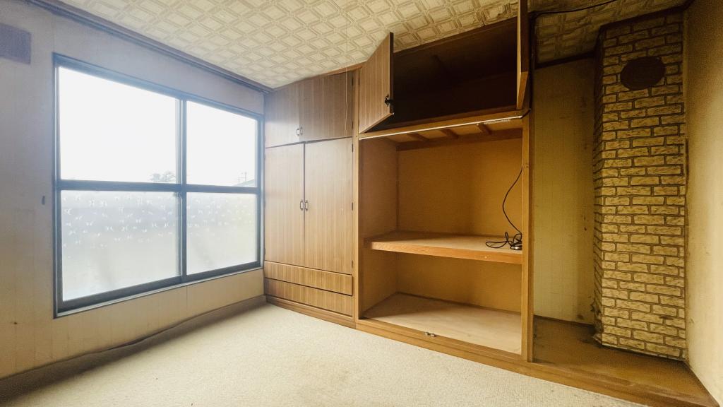 ※価格改定※　2台分カーポート付！緑陽台仲区　中古住宅 内観