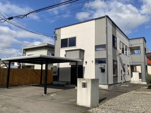 西７条南２４丁目　※商談中【平成１８年築！作業所・事務所付き住宅！】 外観