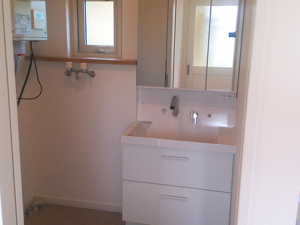 祥栄北　リノベ住宅 内観