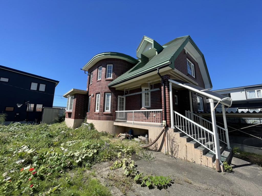 ※価格改定※♪南西角地♪西４南２８＿中古住宅 外観