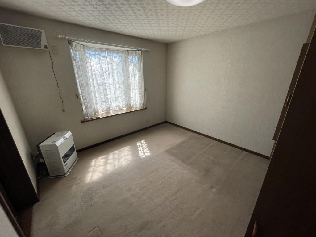 ※価格改定※♪南西角地♪西４南２８＿中古住宅 内観