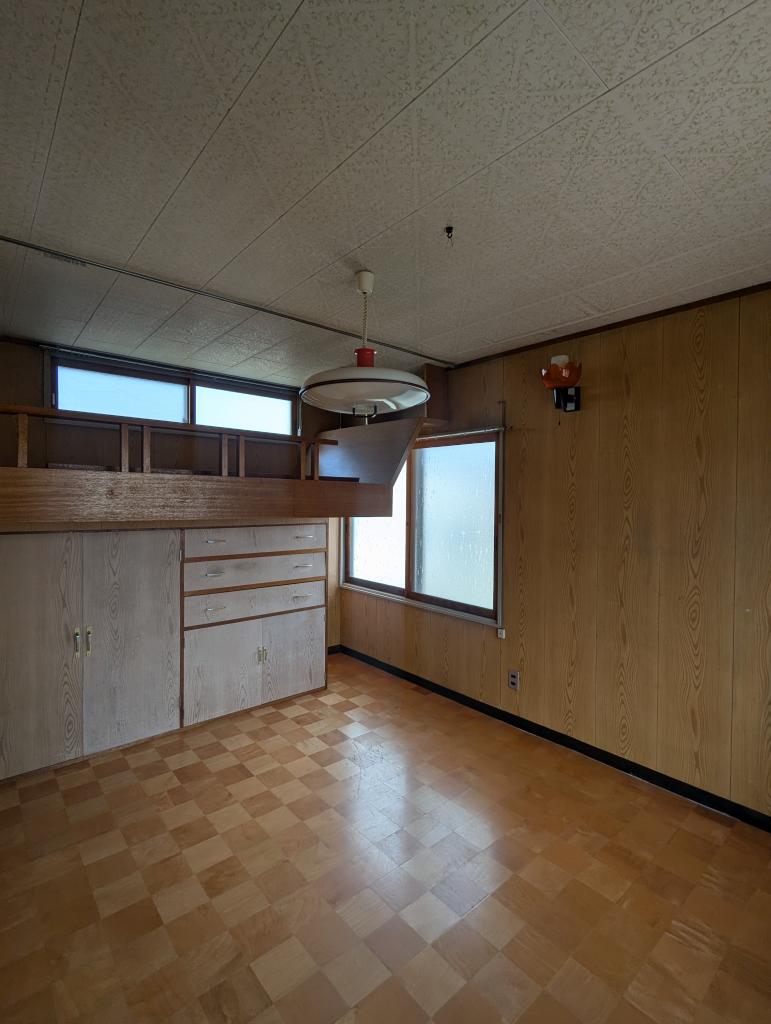 【中古住宅】音更町柳町仲区4番地2 内観