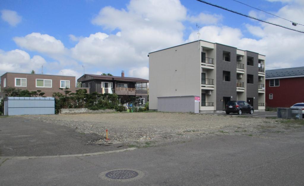 ①西10条南15丁目6-1 売地 南西角地 (建築条件付)