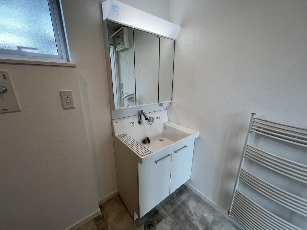 帯広市西24条南2丁目　新築住宅(外観白♪) 内観