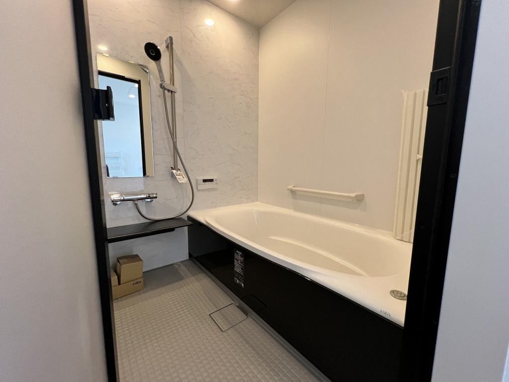 帯広市西24条南2丁目　新築住宅(外観白♪) 内観