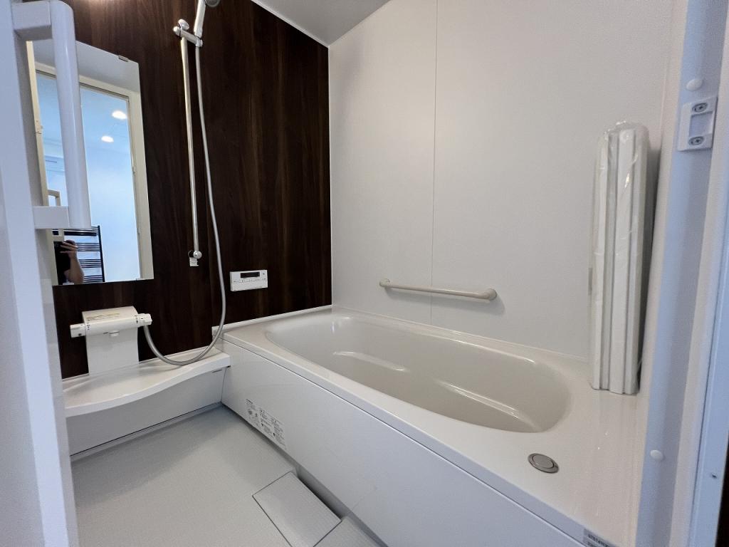 帯広市西24条南2丁目　新築住宅(外観黒♪) 内観