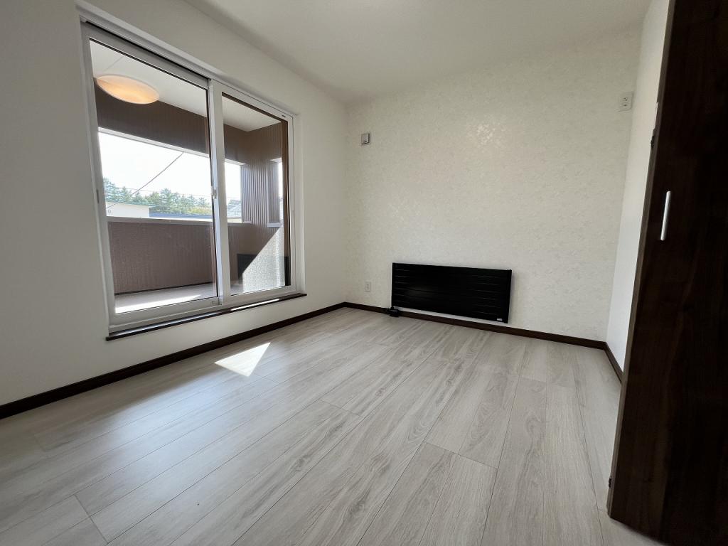 帯広市西24条南2丁目　新築住宅(外観黒♪) 内観