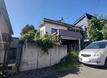 西１４条南３０丁目　一戸建て