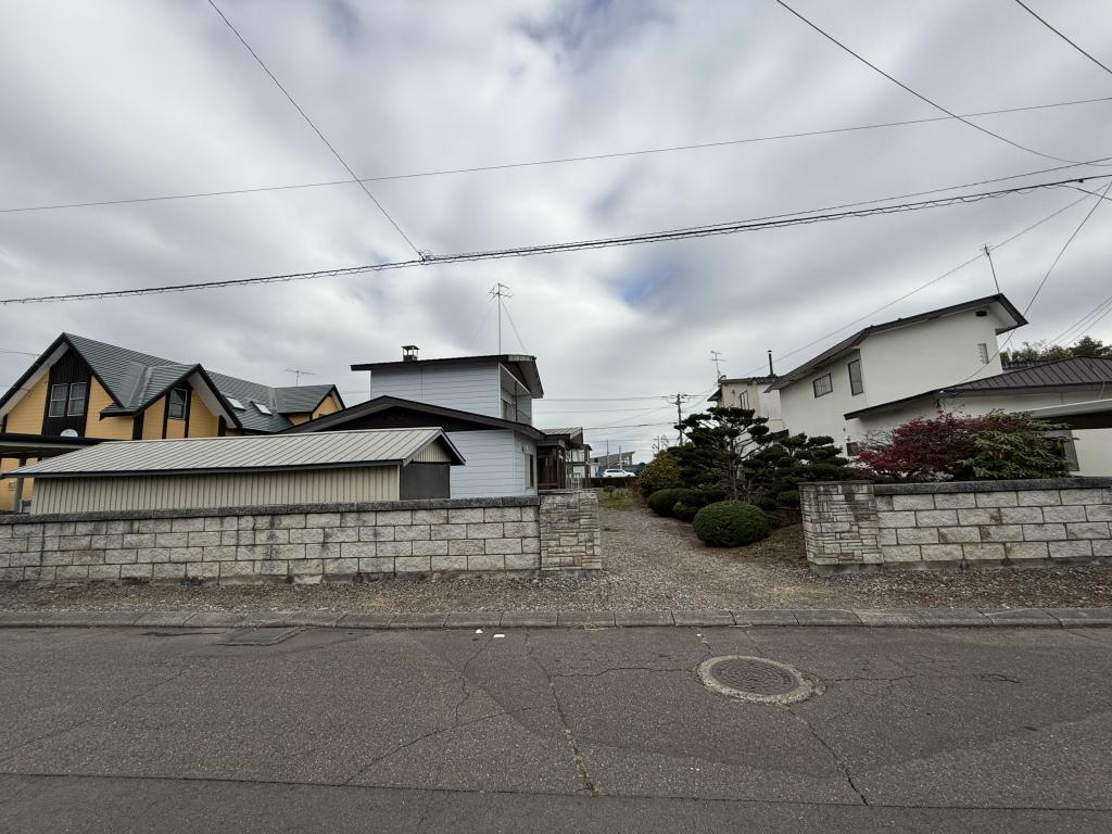 ※価格改定　音更町新通８丁目2-2，2-3の土地　※解体更地渡し 内観