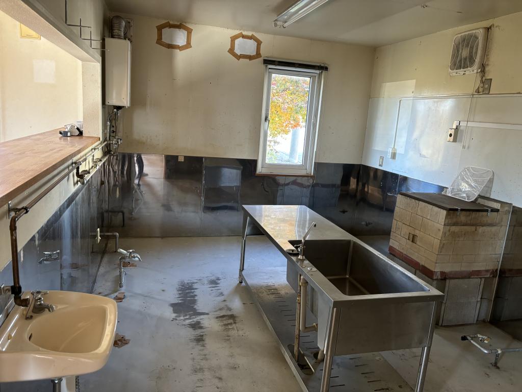 広尾郡大樹町日方　店舗付住宅 内観