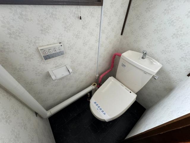 収益戸建３棟　緑ケ丘東通東３，４，１２ 内観