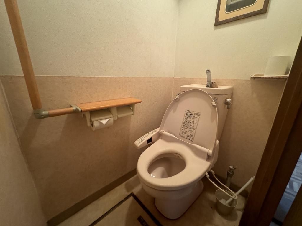 【7/22価格変更】角地庭付き！帯広市大空町10丁目　中古戸建 内観