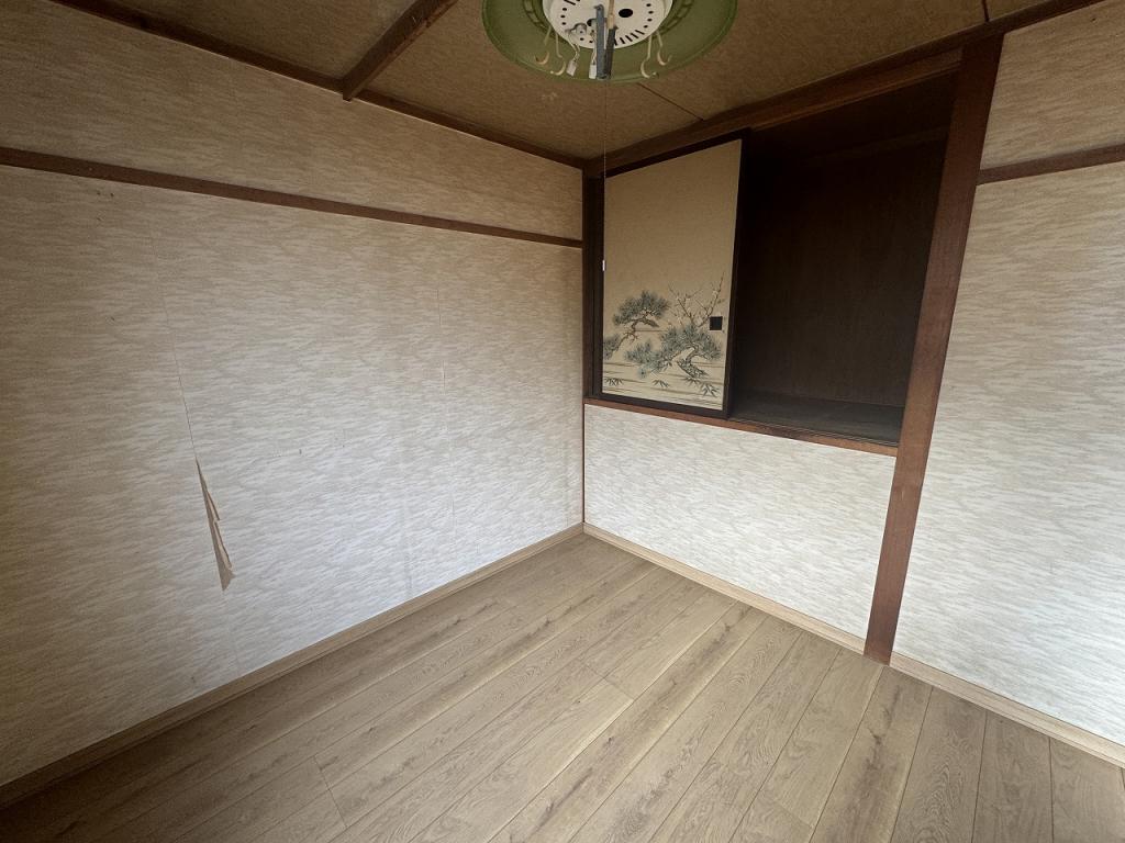 【7/22価格変更】角地庭付き！帯広市大空町10丁目　中古戸建 内観