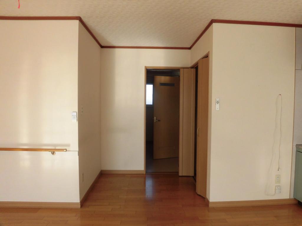 池田町字利別西町25番地11【売中古住宅：１LDK】 内観