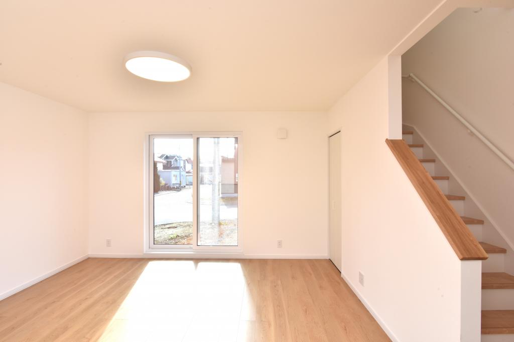 南鈴蘭新築住宅 内観