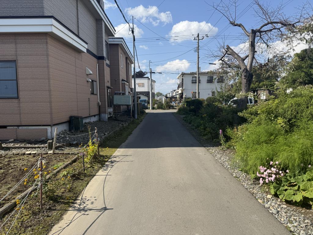 ※価格改定　西６条南３３丁目４の土地　※建築条件無し 内観