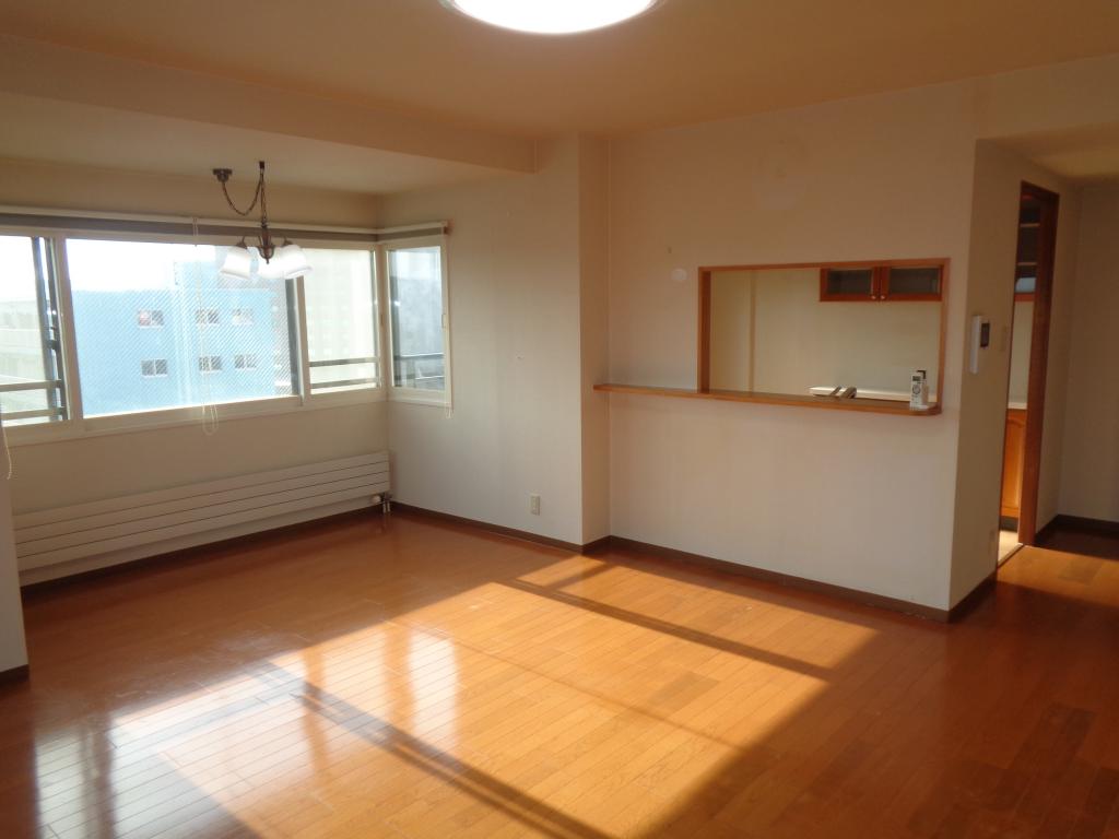 リブウェル大通1101　最上階　角部屋　4LDK  ※リフォーム中！キレイになります！ 内観