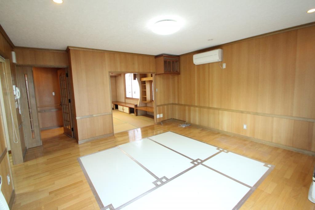 幕別町寿町　中古戸建 内観