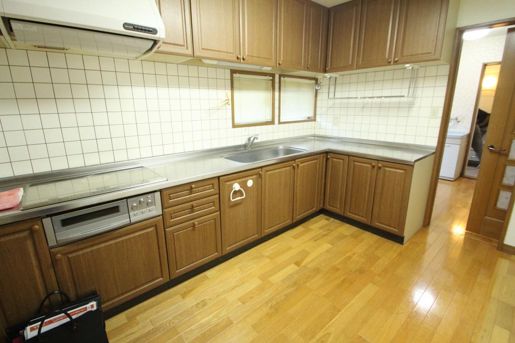 幕別町寿町　中古戸建 内観