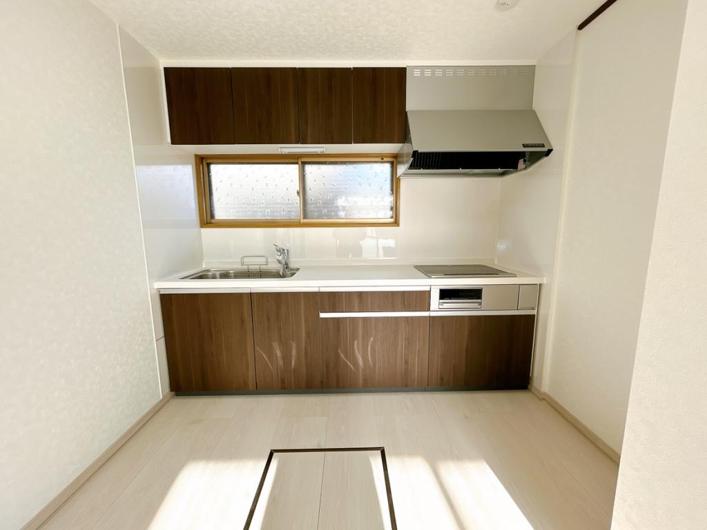 リフォーム中古住宅　西14条南4丁目4-9 内観