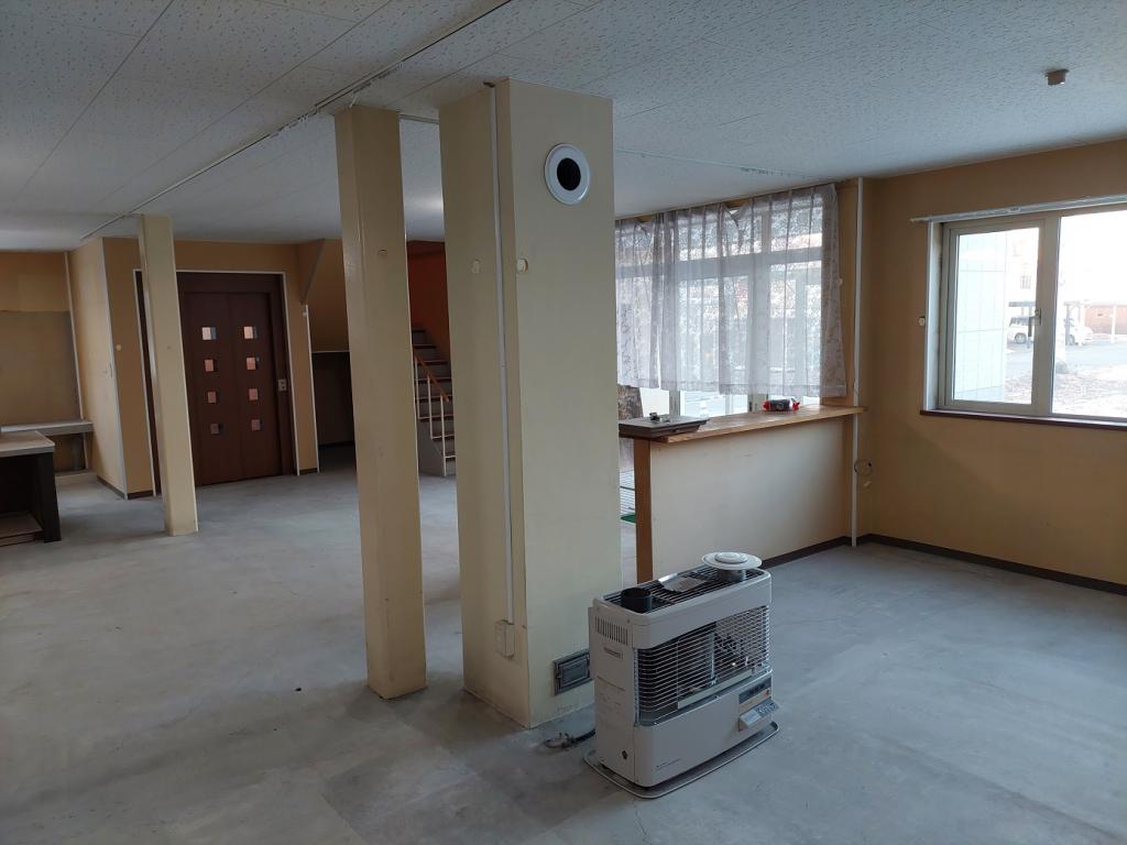 帯広市西17条南5丁目売住宅・事務所 内観