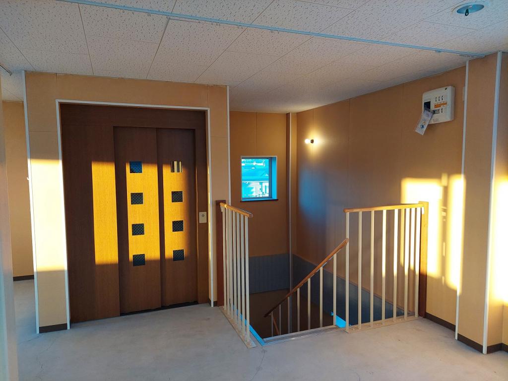 帯広市西17条南5丁目売住宅・事務所 内観