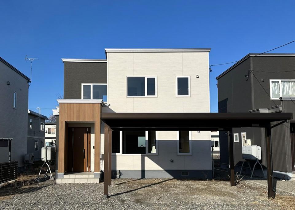 帯広市東13条南3丁目　築浅　中古住宅 外観