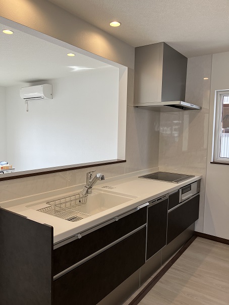  角地、ベランダのある住宅！帯広市西２４条 内観