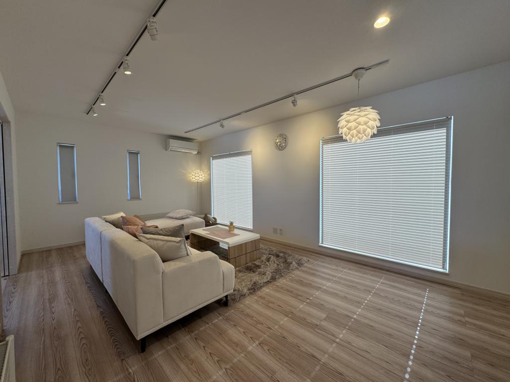 【7/11価格変更】帯広市西21条南3丁目　未入居物件 内観