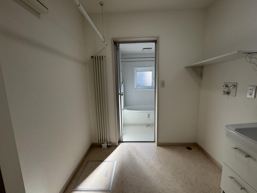 【7/11価格変更】帯広市西21条南3丁目　未入居物件 内観