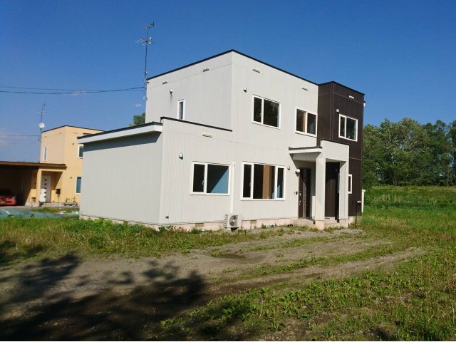 帯広市富士町【新オーナー様募集！平成１８年築５ＬＤＫ！】 内観