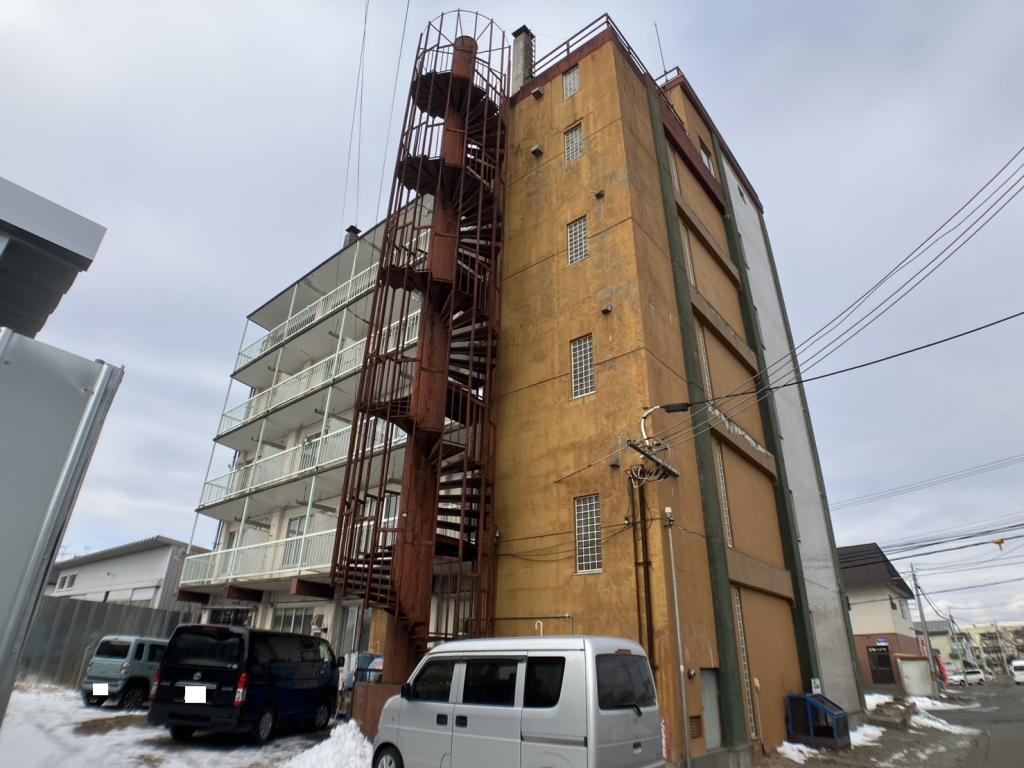 クラックスコーポ