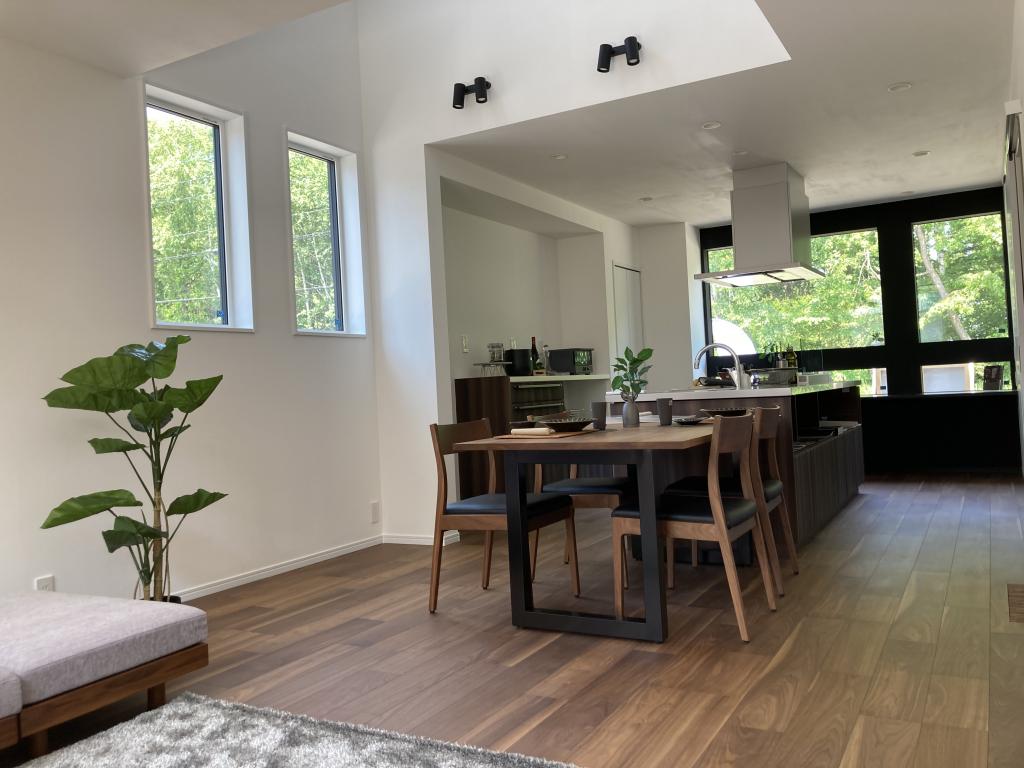 価格変更しました！！未入居物件！帯広市南の森西７丁目 内観