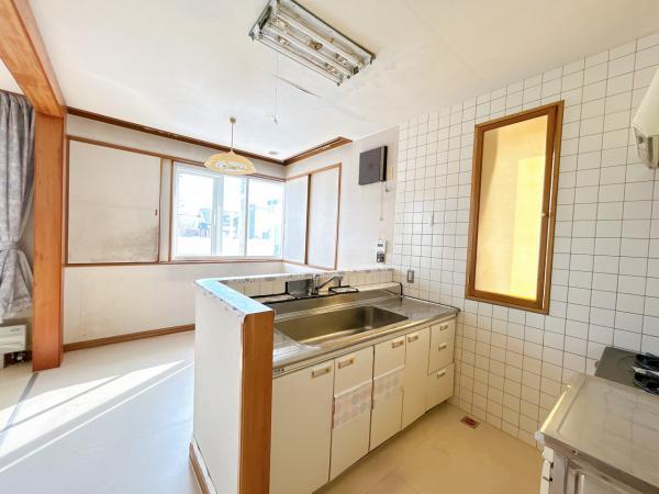 【リフォーム中】帯広市西11条南41丁目2-8 内観