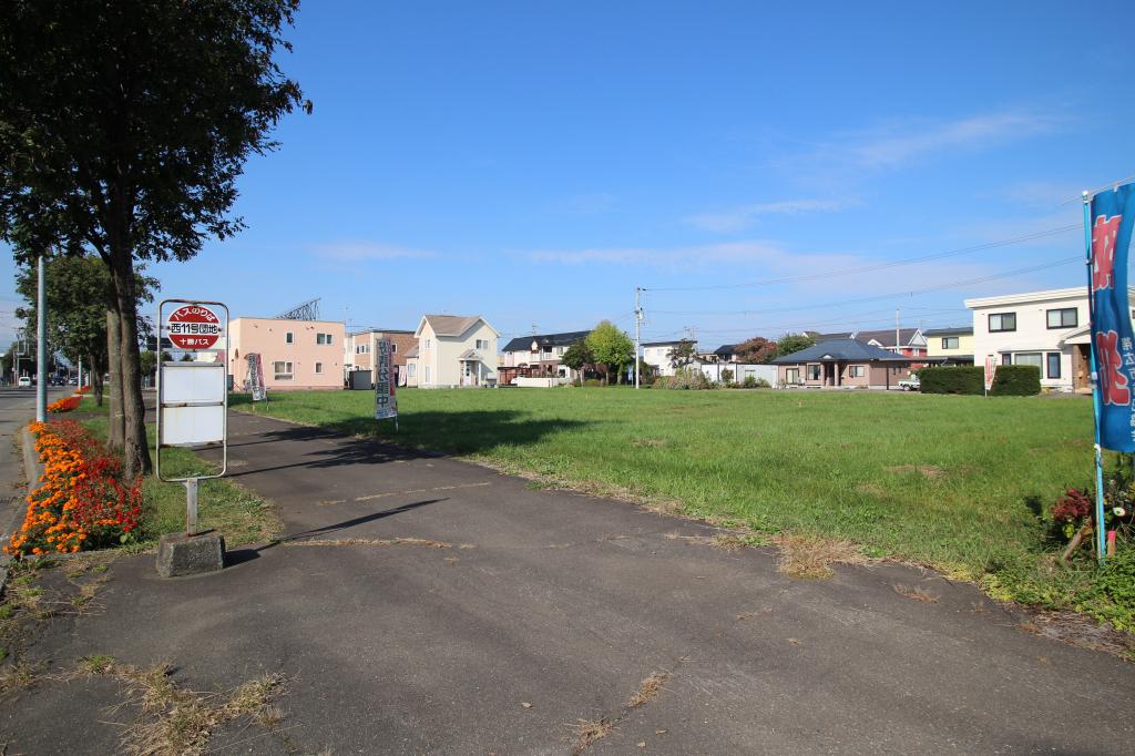  【新規分譲地】西22条フォーリーフタウン⑦　南道路 内観